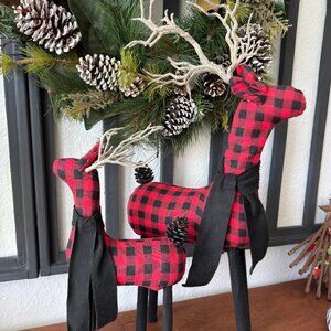 2 Buffalo Plaid Deer